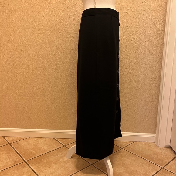 Elie Tahari Long Black Skirt - Picture 3 of 8